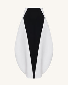 Monochrome Paneled Structured Pannier Maxi Skirt - Black