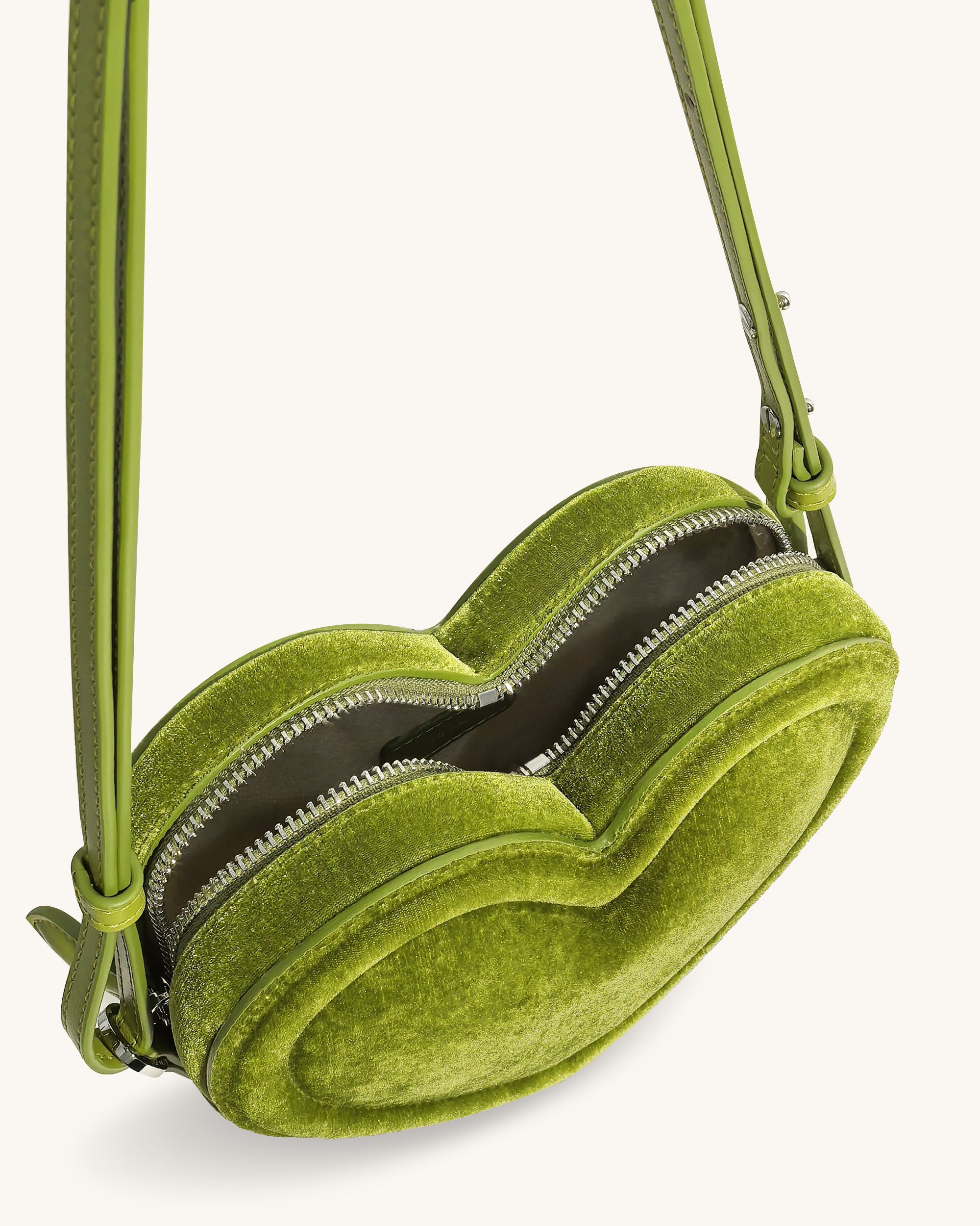Arlene Velvet Heart Shaped Bag - Green